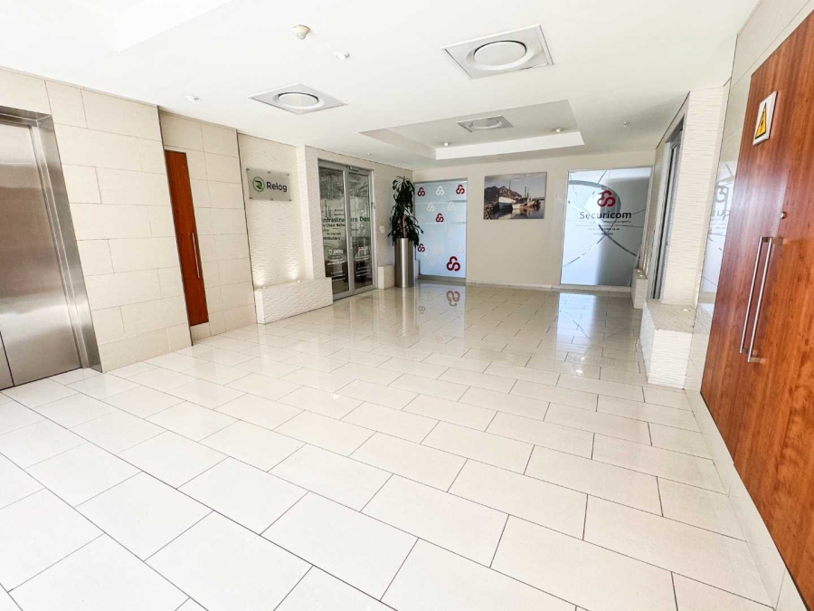To Let Commercial Property for Rent in Plattekloof Western Cape